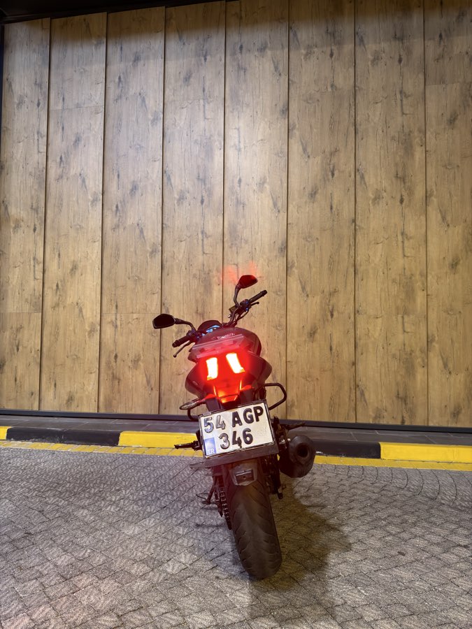 Bajaj Dominar 400 - Foto 2