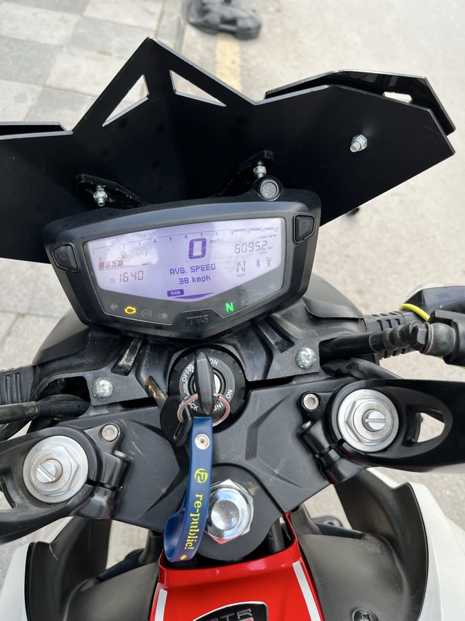 TVS Apache RTR 200 4V - Foto 5