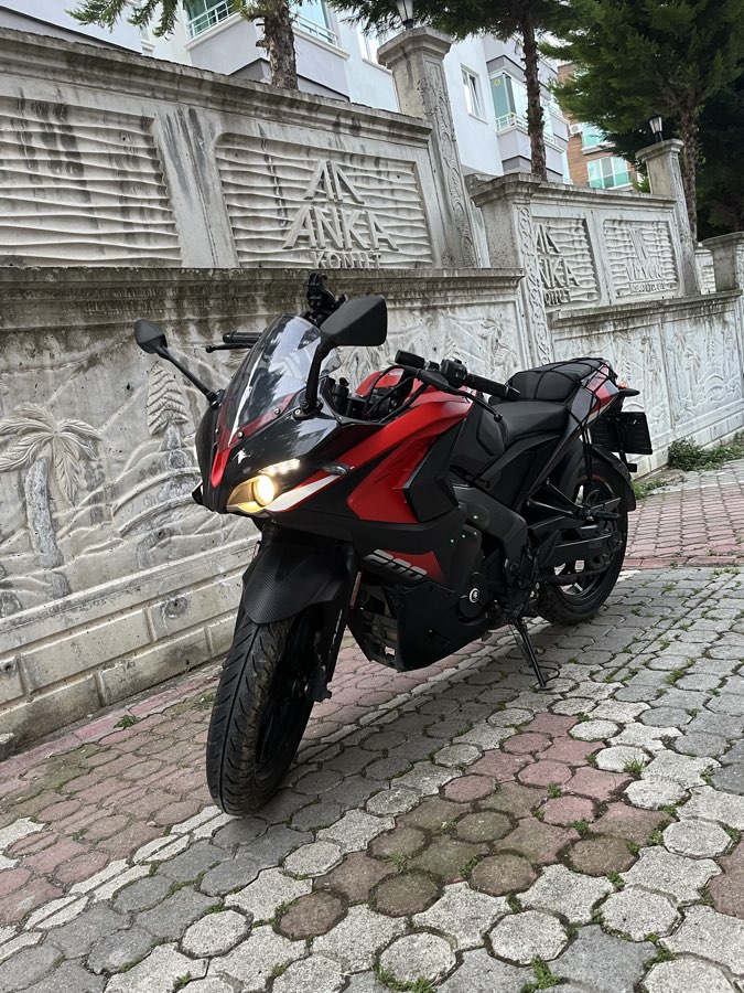 Bajaj Pulsar RS200 2024 - rs200 sıfır ayarinda