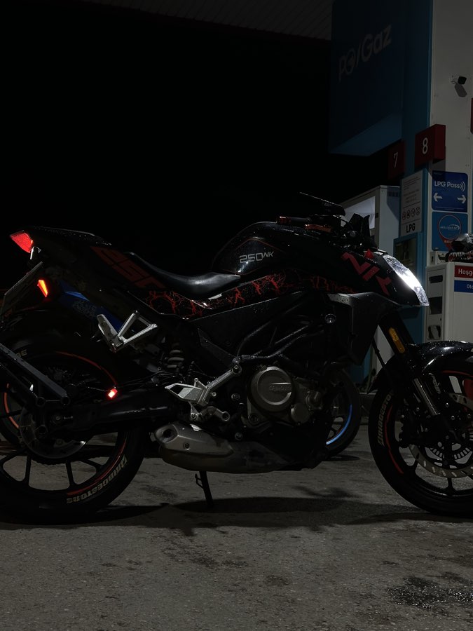 CF Moto 250NK 2022 - Nk 250