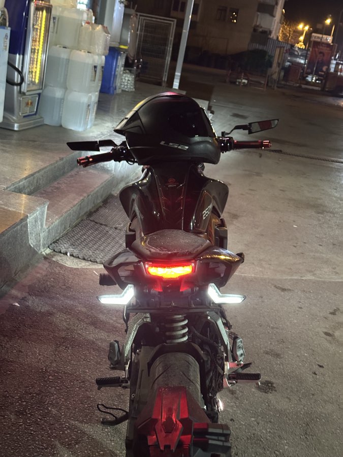 CF Moto 250NK - Foto 2