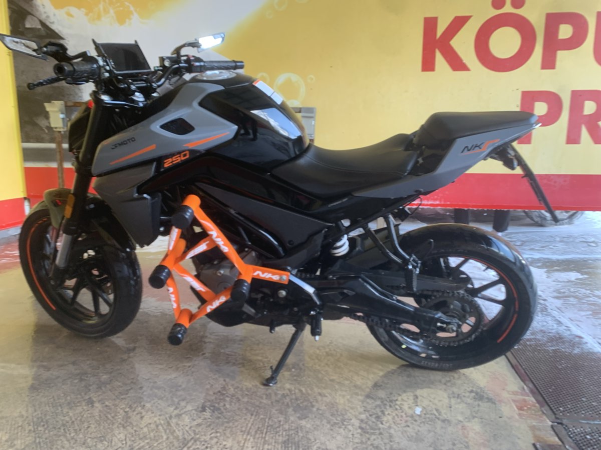 CF Moto 250NK - Foto 2