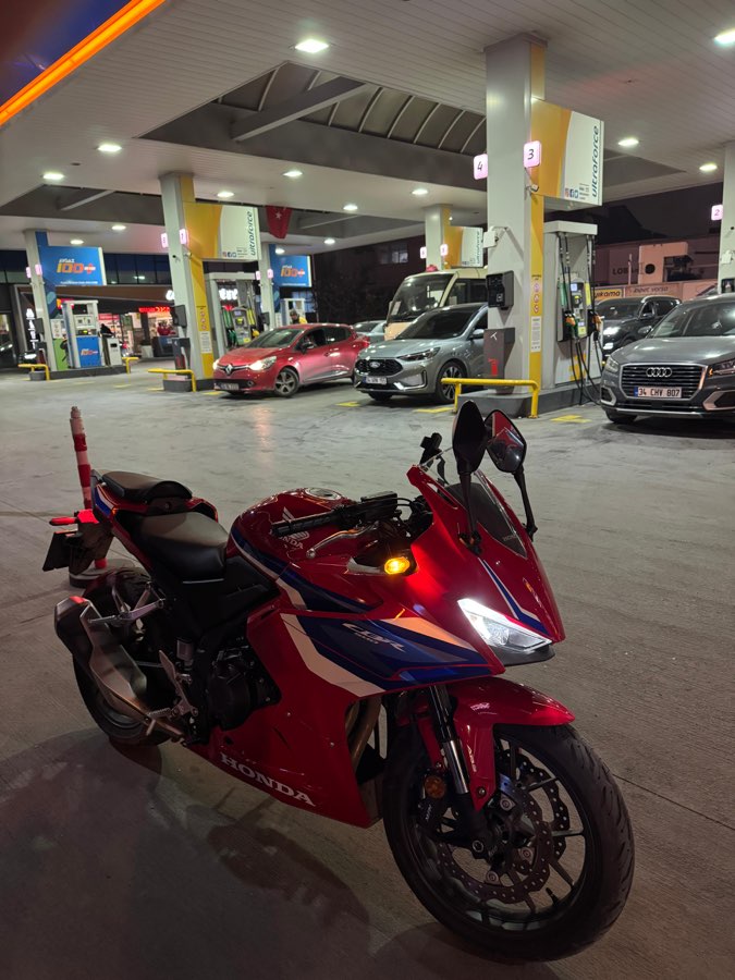 Honda CBR500R - Foto 2