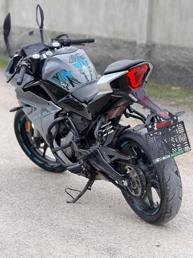 CF Moto 250SR - Foto 2