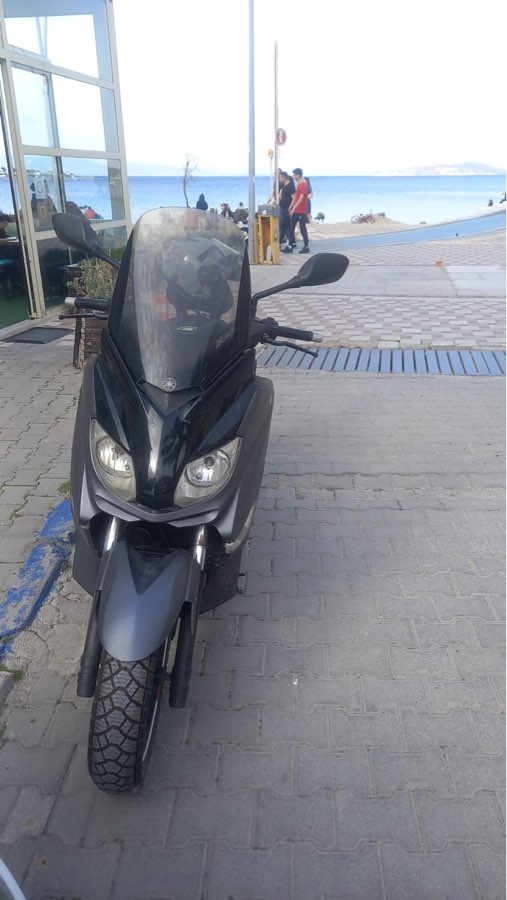 Yamaha XMAX 250 - Foto 4