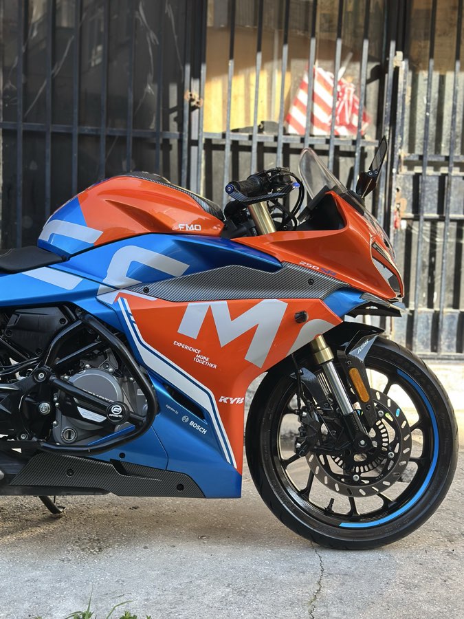CF Moto 250SR 2024 - 250sr tertemzi garnatili sorunsuz