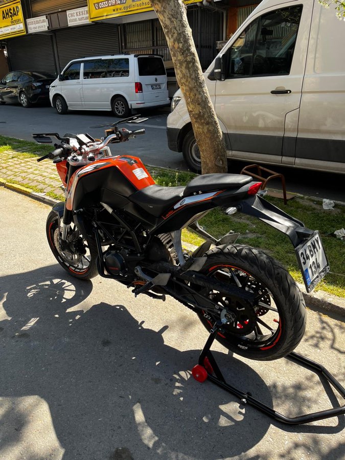 KTM 125 Duke - Foto 2