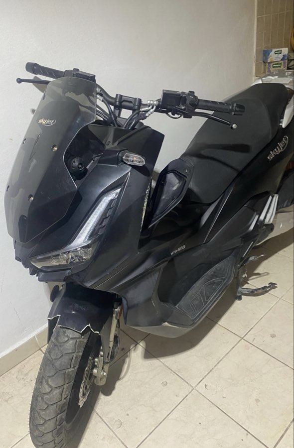Skyjet Rivero 125 2025 - skyjet rivero 125 anahtarsız çalıştırma sadece kaporta hasarlı aksamı temiz