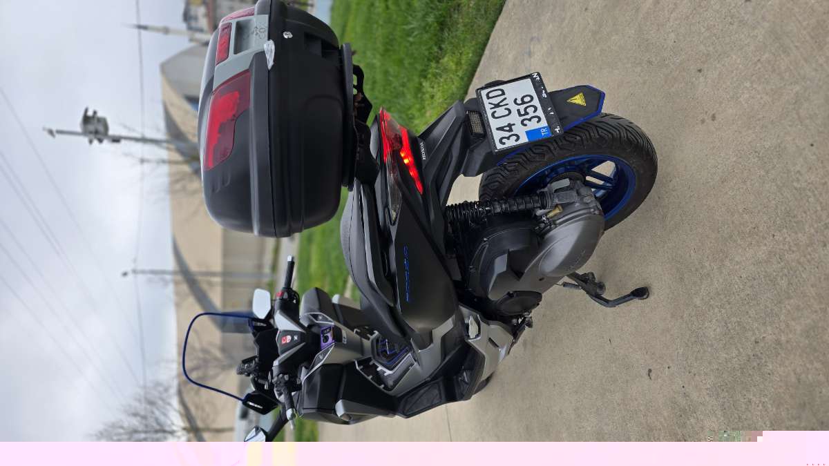 Honda Forza 250 - Foto 5
