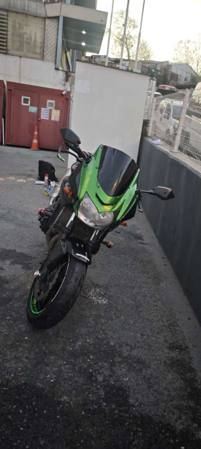 Kawasaki Z750s - Foto 3