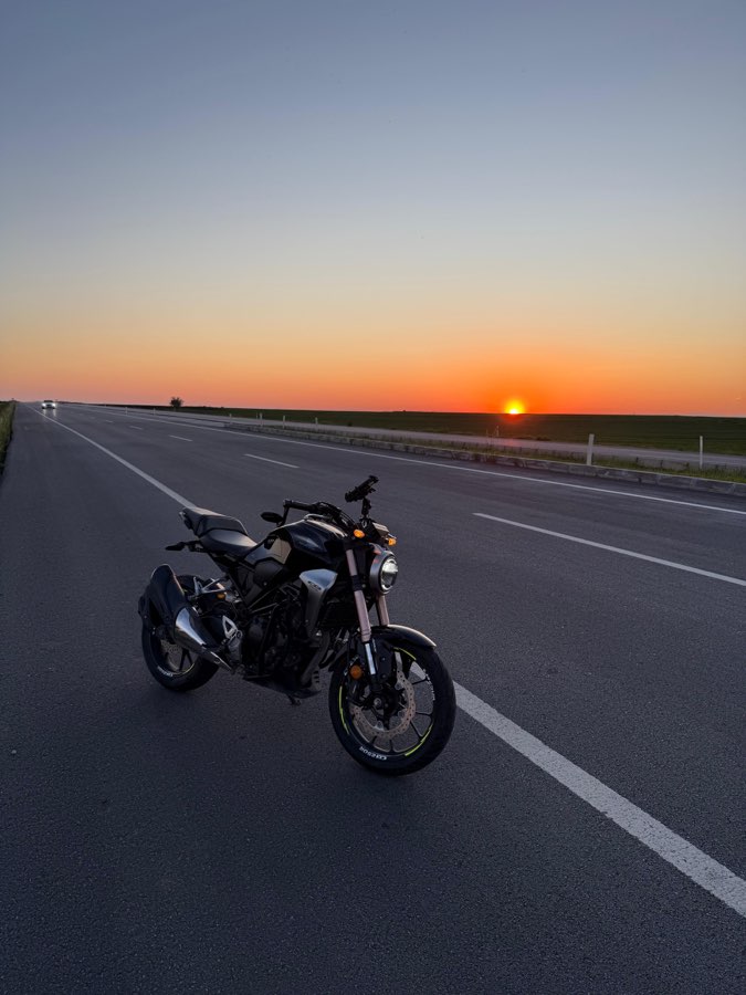 Honda CB250R - Foto 2