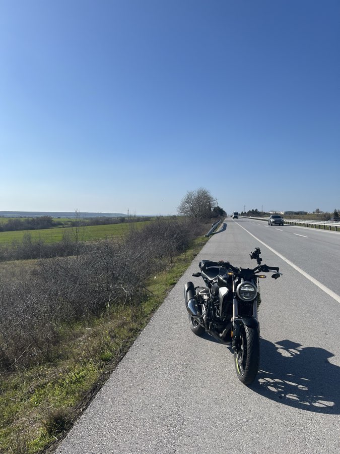 Honda CB250R - Foto 3