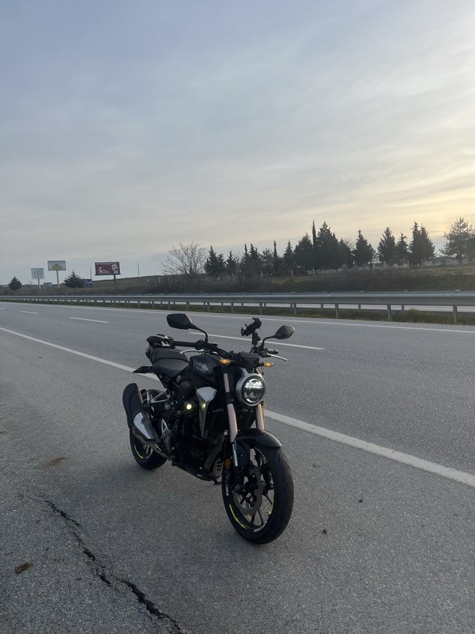 Honda CB250R - Foto 4
