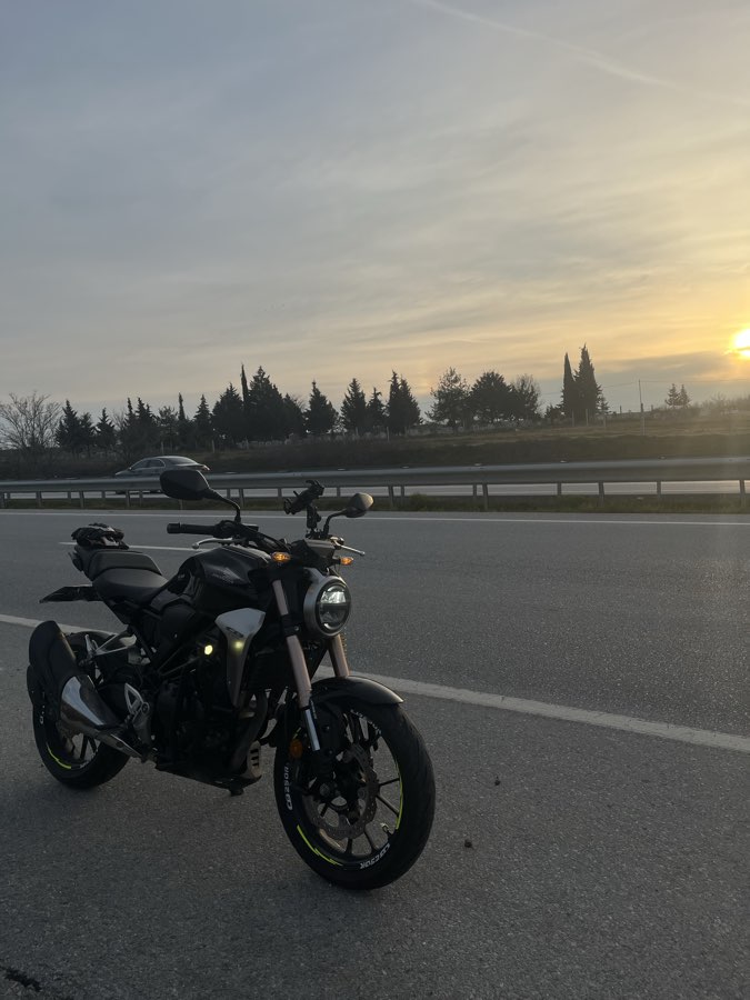 Honda CB250R - Foto 5