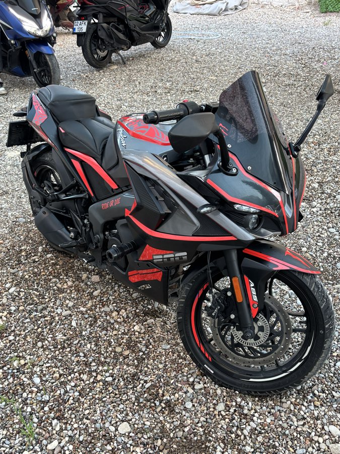 Bajaj Pulsar RS 200 - Foto 4
