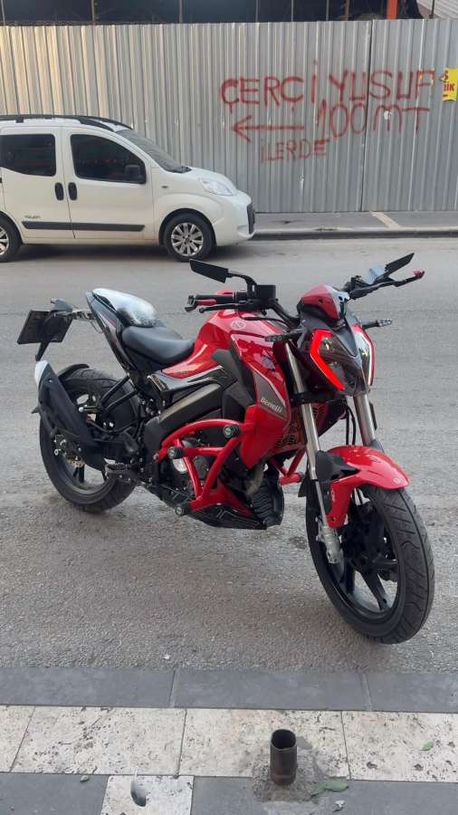Benelli 2024 2024 - Benelli 125s
