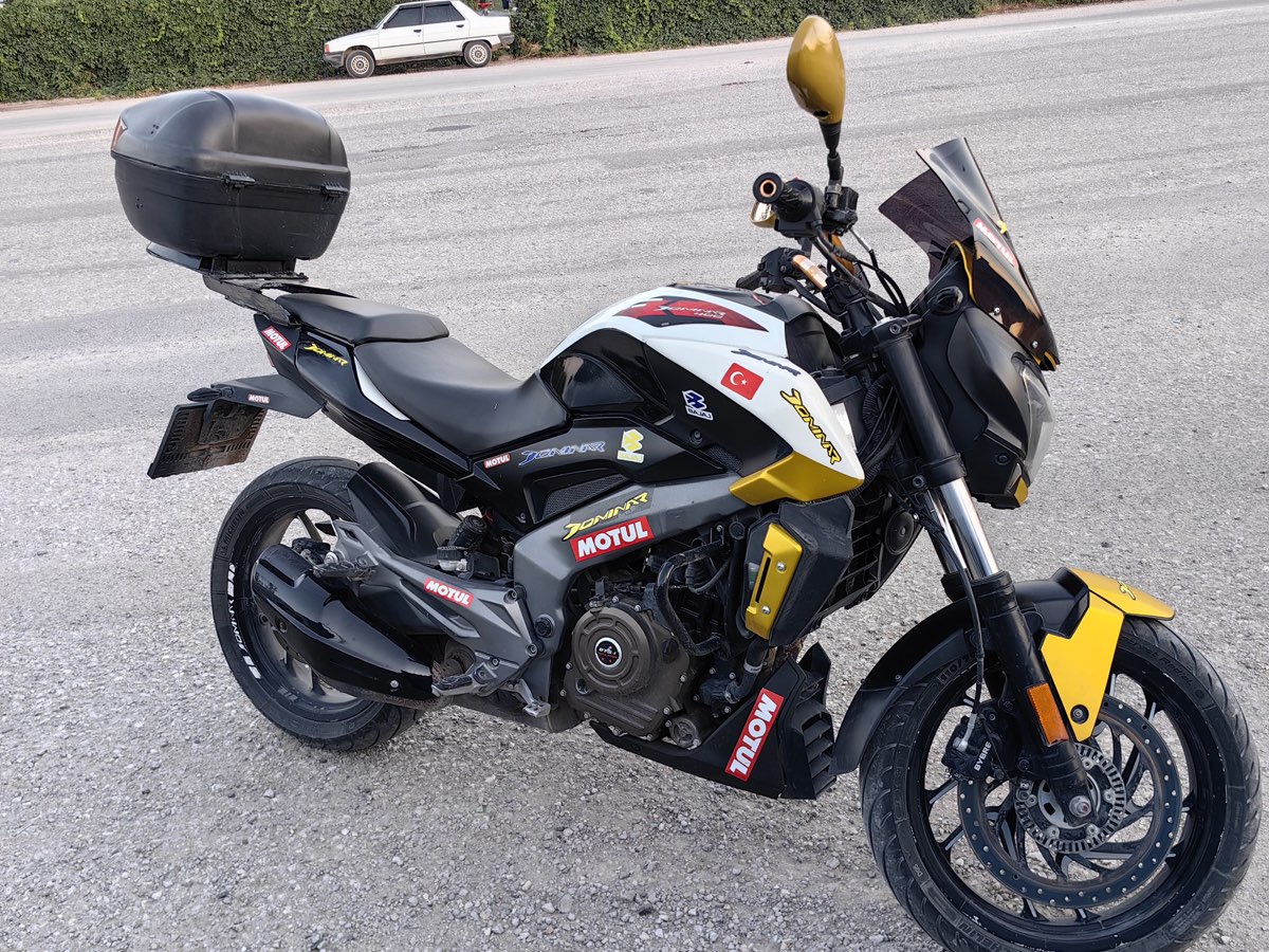Bajaj 2017 - Foto 5