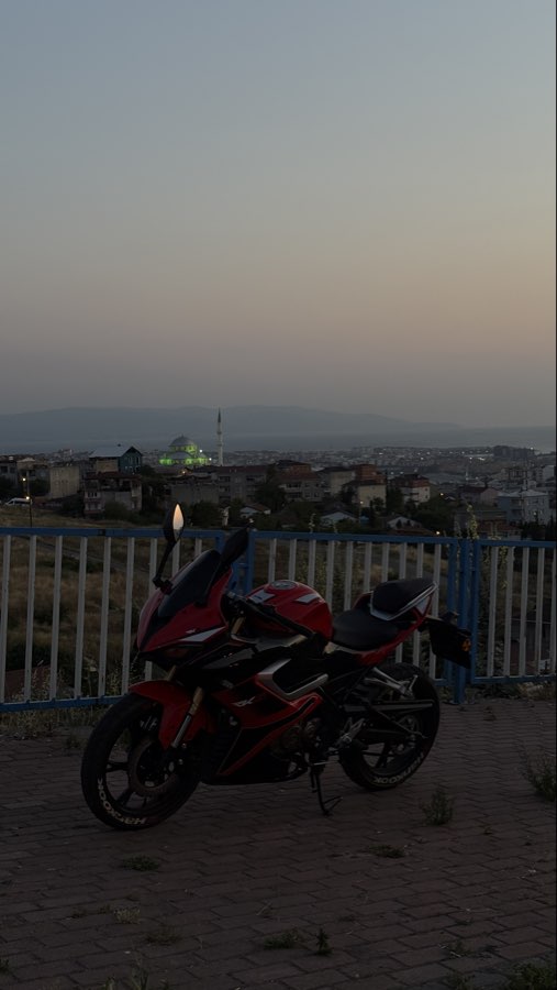 RKS 125R - Foto 2