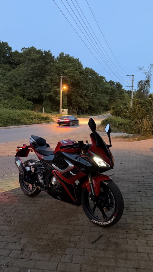 RKS 125R - Foto 3