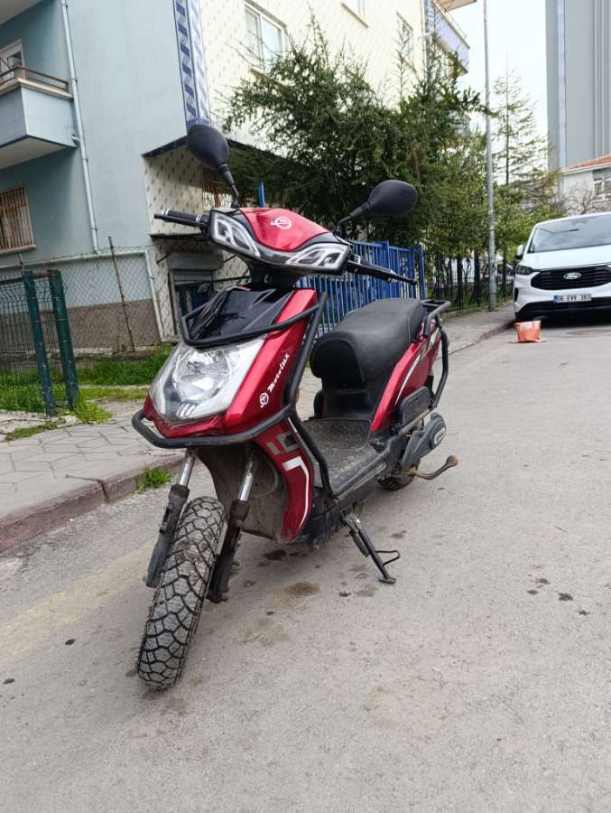 Motolux Toronto 2023 - Motolux Toronto 800W - Elektrikli Motorsiklet