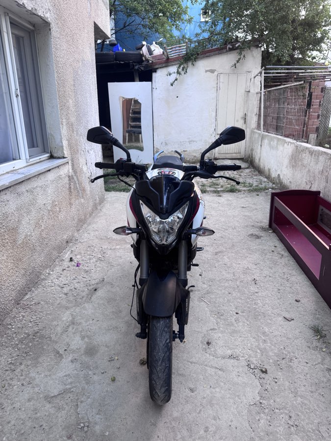 Bajaj Pulsar 200 NS 2024 - tertemiz asker sebebi ile satılık