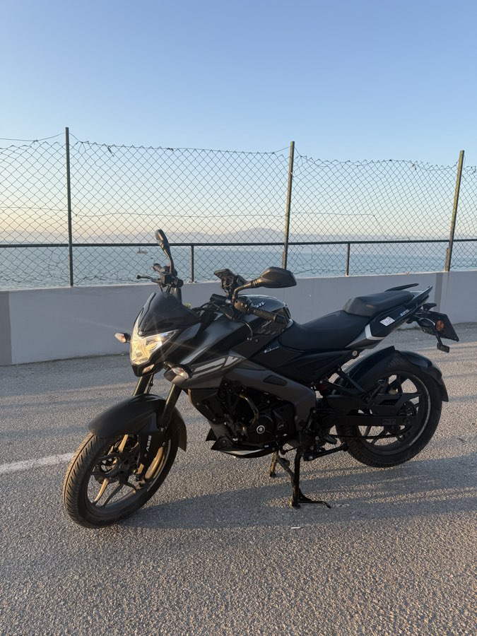 Bajaj Pulsar NS 125 - Foto 3