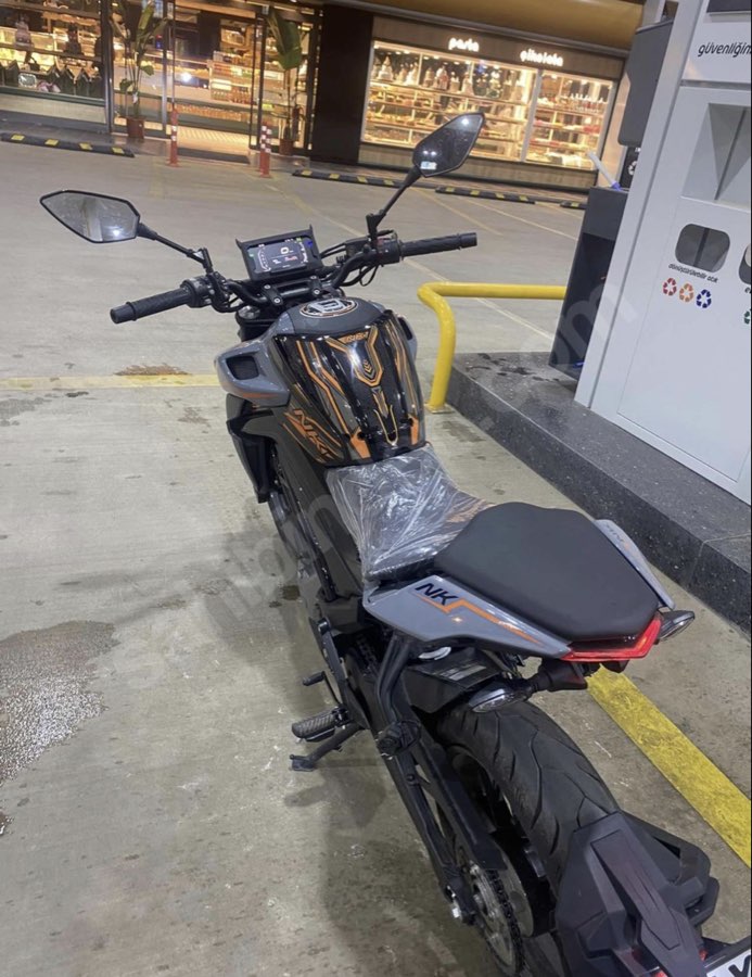 CF Moto 250NK - Foto 2