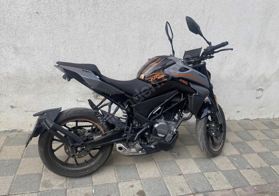 CF Moto 250NK - Foto 4