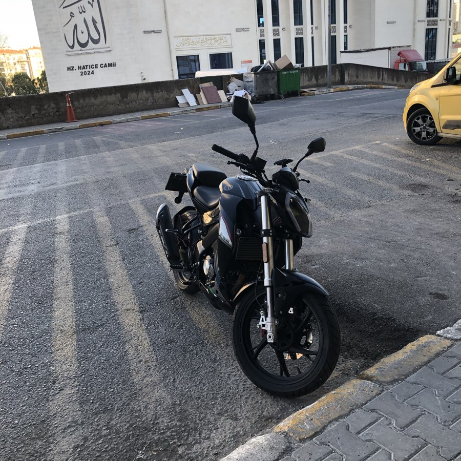 Benelli BN 125 - Foto 3
