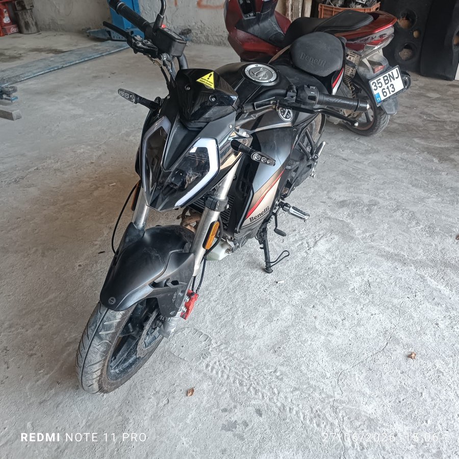 Benelli BN 125 - Foto 2