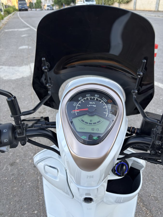 RKS Neon 125 - Foto 5