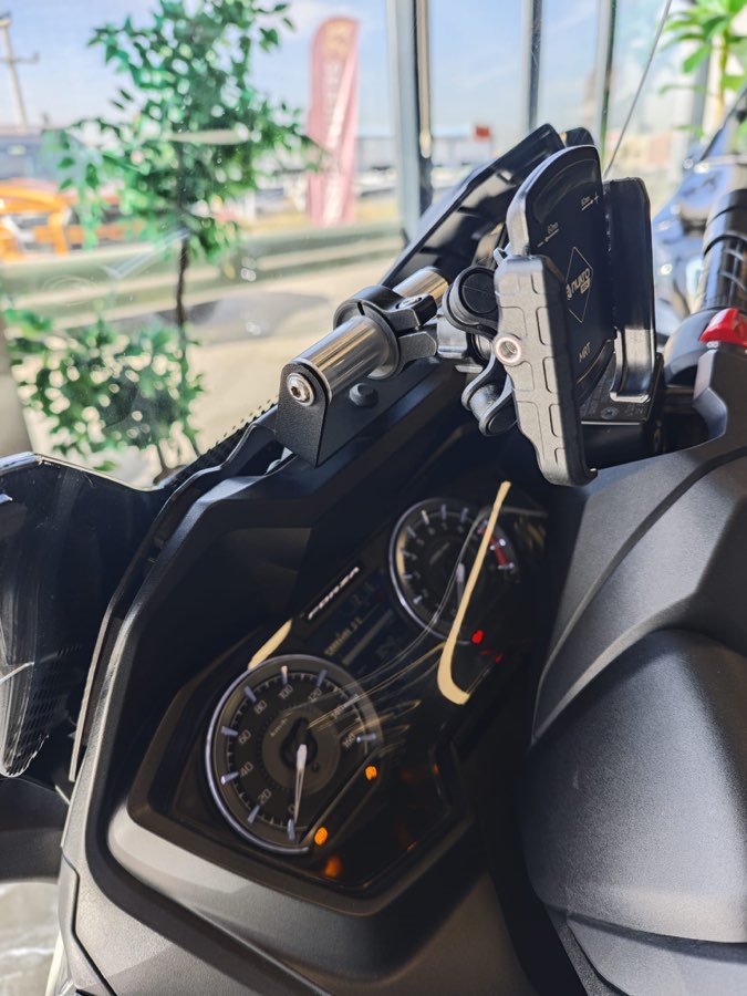 Honda Forza 250(NSS250) - Foto 4