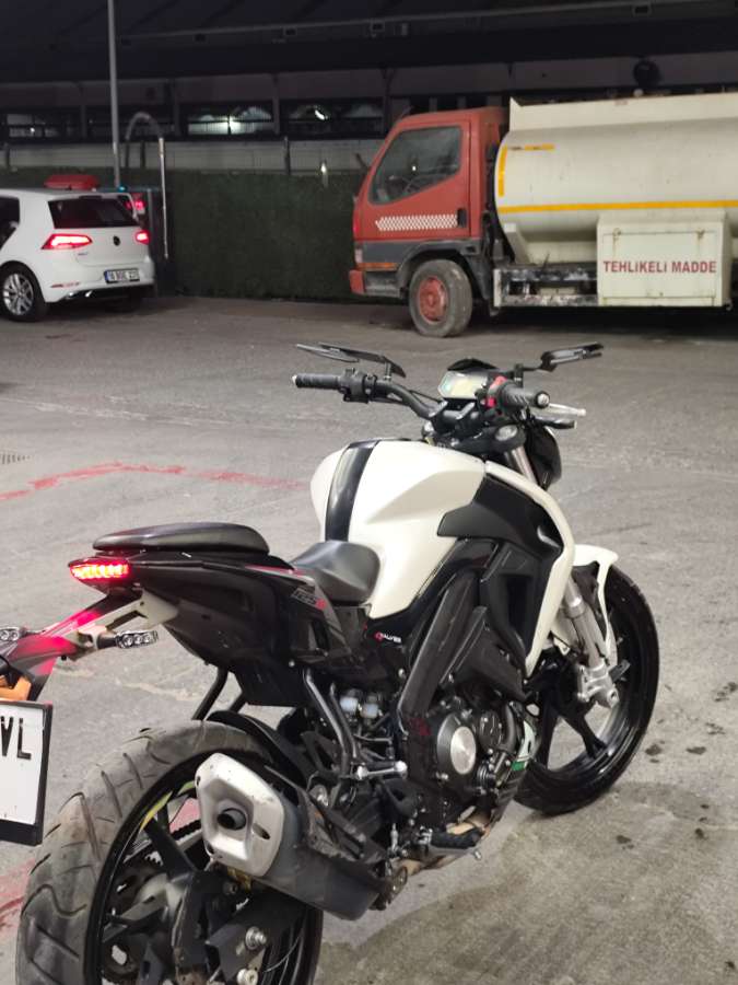 Benelli BN 125 - Foto 3