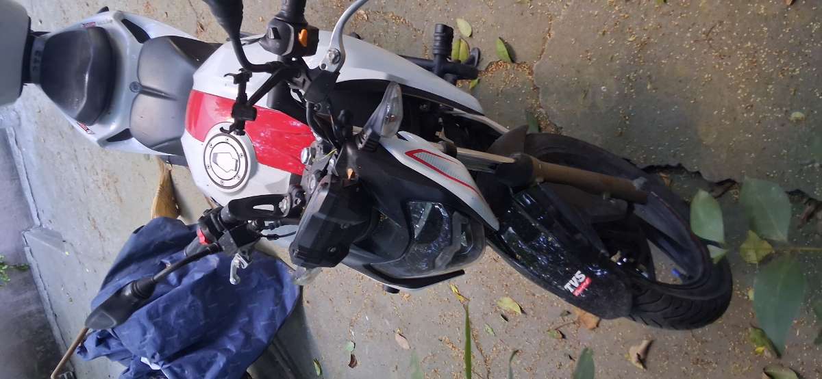 TVS Apache RTR 200 - Foto 4