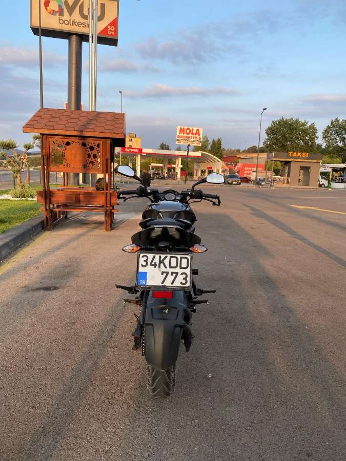 Bajaj Pulsar 200 NS - Foto 4
