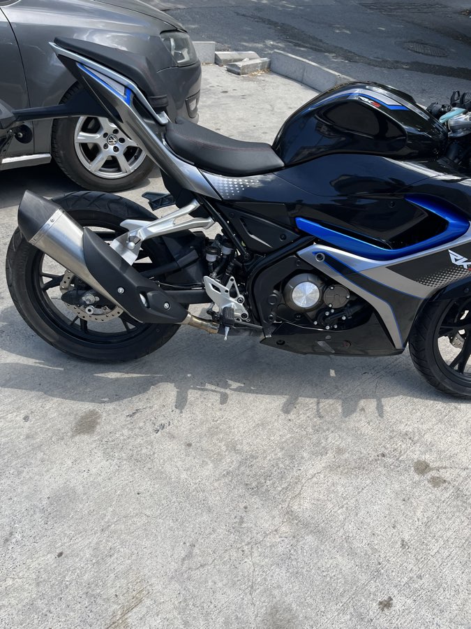 RKS SRK125-R - Foto 2