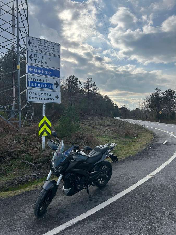 Bajaj Dominar 400 - Foto 3
