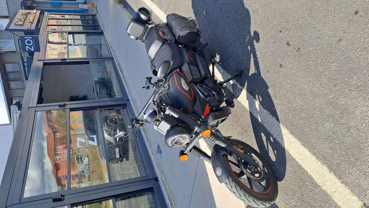 UM Renegade Vegas 250 - Foto 2