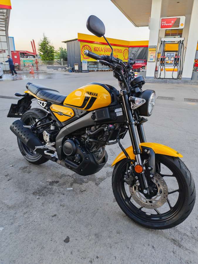 Yamaha XSR125 2023 - düşük km Japon harikası
