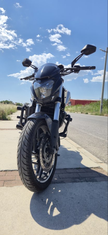 Bajaj Dominar 250 - Foto 3