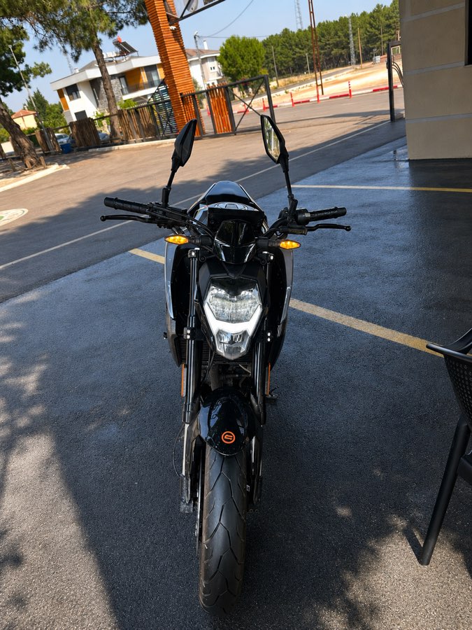 CF Moto 250NK - Foto 4