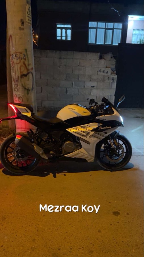 CF Moto 250SR 2026 - 26 model cf moto 250 st