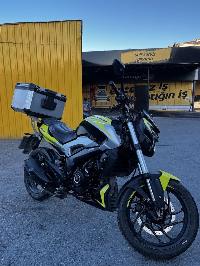 Bajaj Dominar 250 - Foto 2