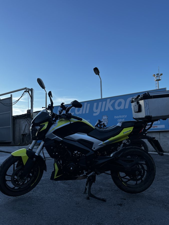 Bajaj Dominar 250 - Foto 4