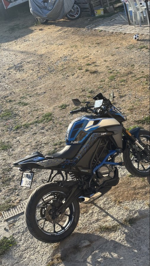CF Moto 250NK - Foto 4