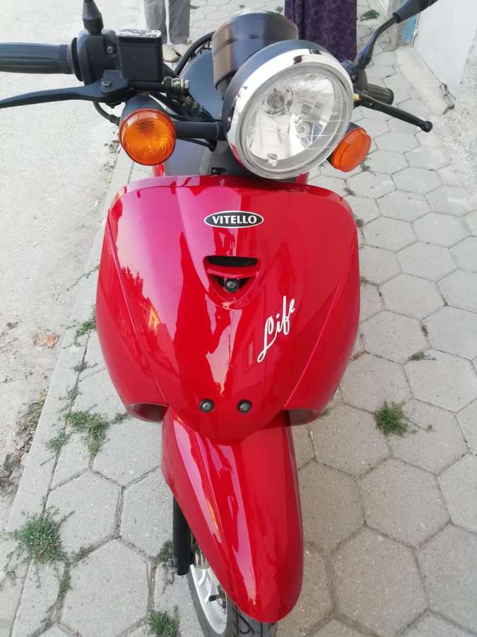 Vespa Sprint 50 2012 - vitello life 80 CC. Tayland