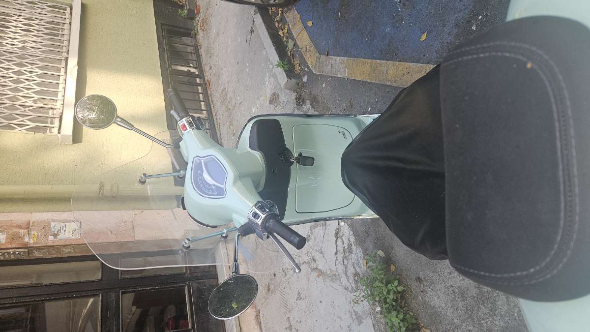 Vespa Primavera 125 - Foto 2