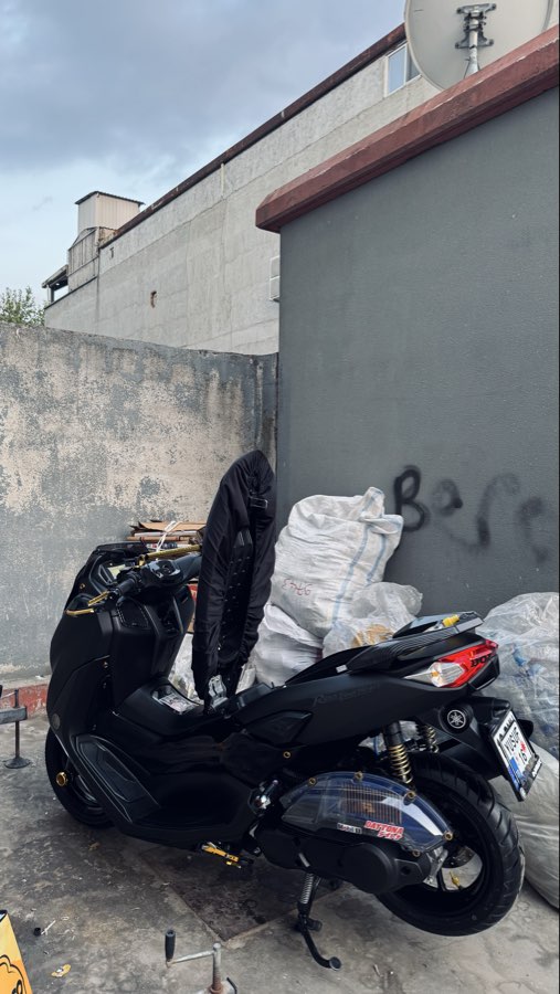 Yamaha NMAX 125 - Foto 4
