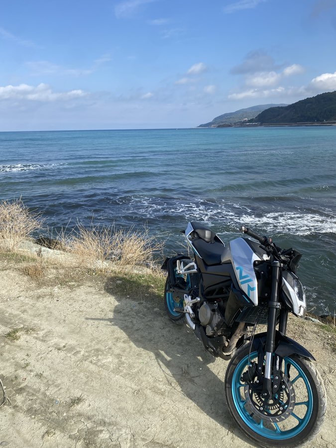 CF Moto 250NK 2022 - fotoğraf 3