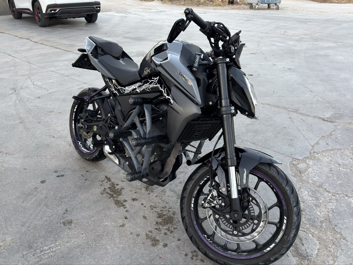 CF Moto 250NK 2024 - fotoğraf 3